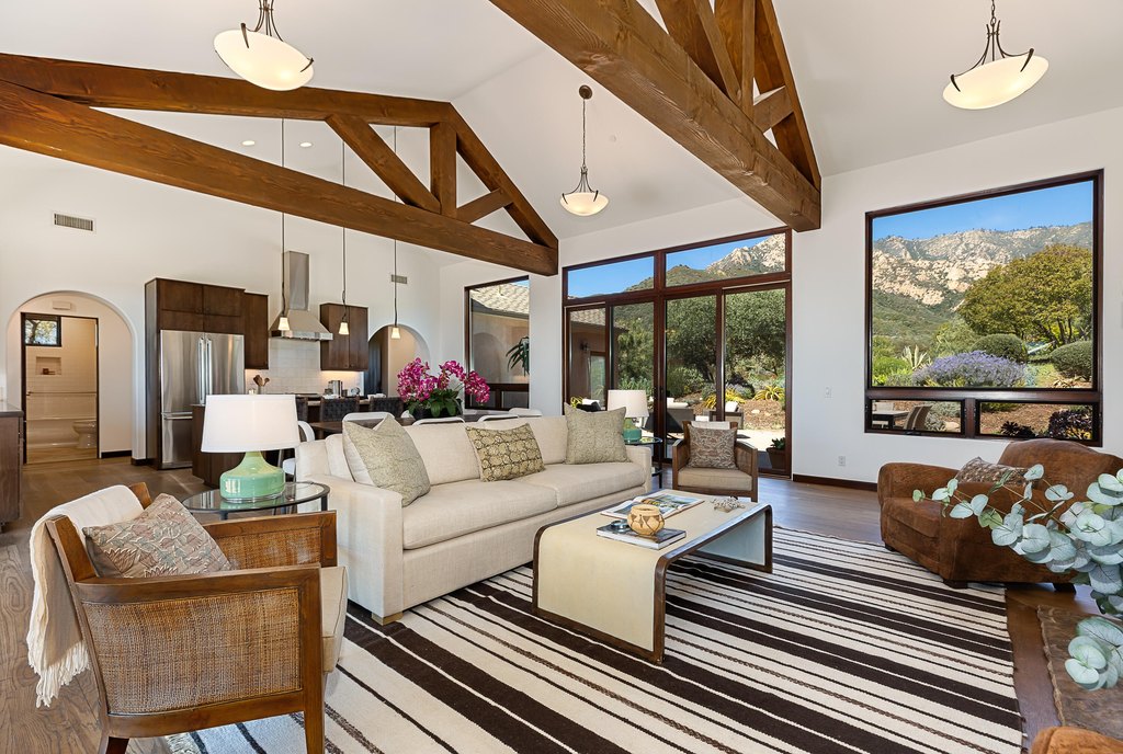 SANTA BARBARA, California, 93105, United States, 6 Bedrooms Bedrooms, ,6.5 BathroomsBathrooms,Residential,Forsale,1922146