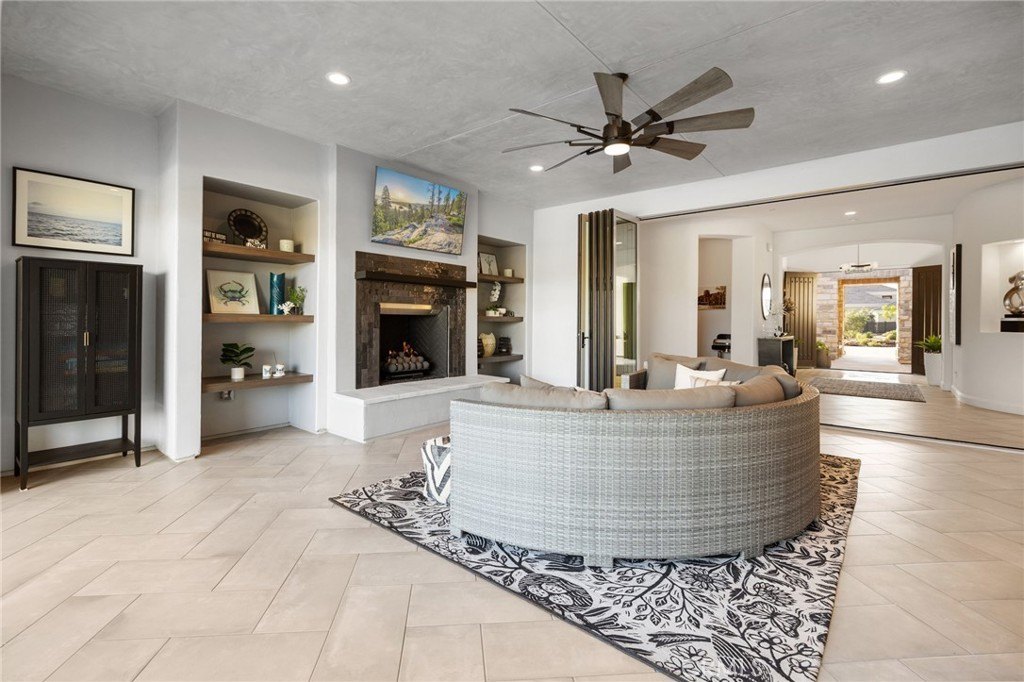 Temecula, California, 92592, United States, 4 Bedrooms Bedrooms, ,4.5 BathroomsBathrooms,Residential,Forsale,1933751