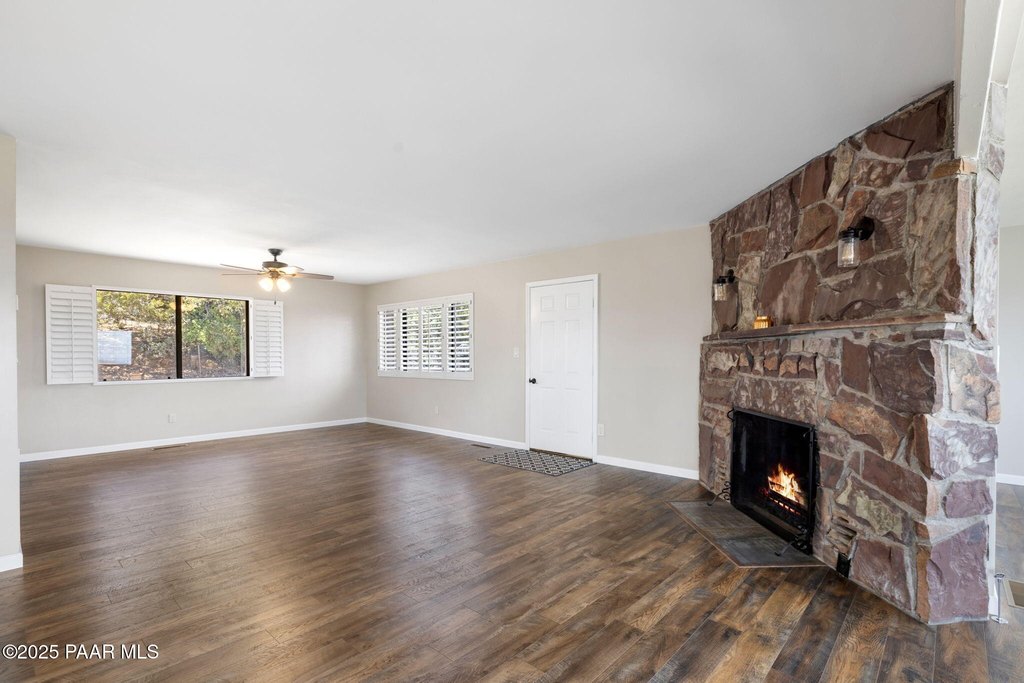 Prescott, Arizona, 86305, United States, 3 Bedrooms Bedrooms, ,3 BathroomsBathrooms,Residential,Forsale,1903163