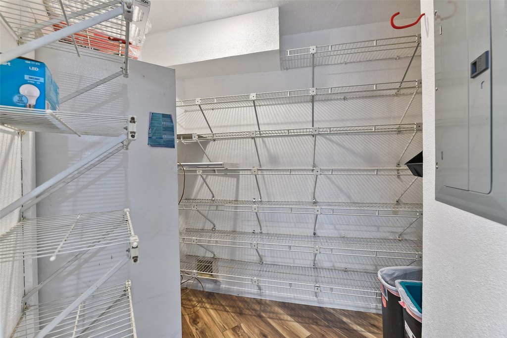 Galveston, Texas, 77554, United States, 3 Bedrooms Bedrooms, ,2.5 BathroomsBathrooms,Residential,Forsale,2008389