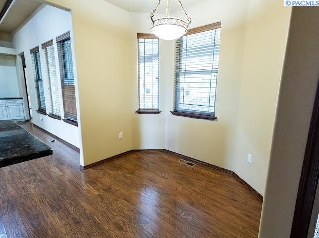Richland, Washington, 99352, United States, 4 Bedrooms Bedrooms, ,3 BathroomsBathrooms,Residential,Forsale,1922433