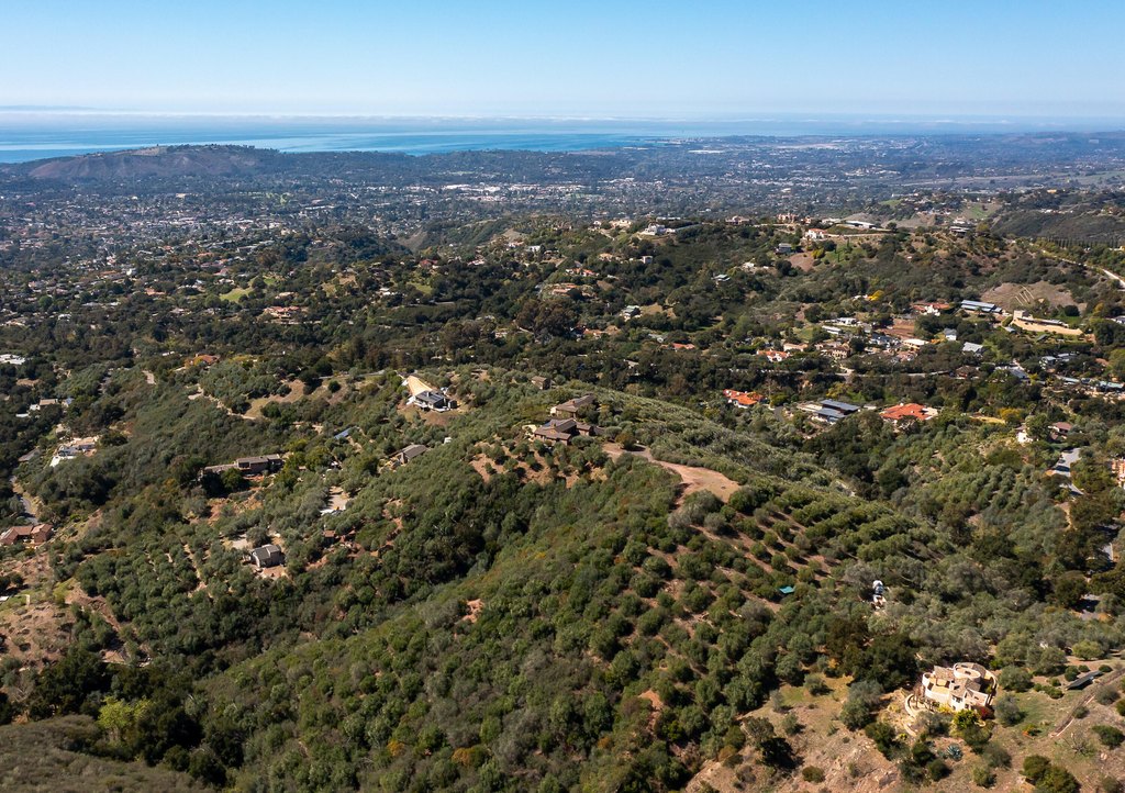 SANTA BARBARA, California, 93105, United States, 6 Bedrooms Bedrooms, ,6.5 BathroomsBathrooms,Residential,Forsale,1922146