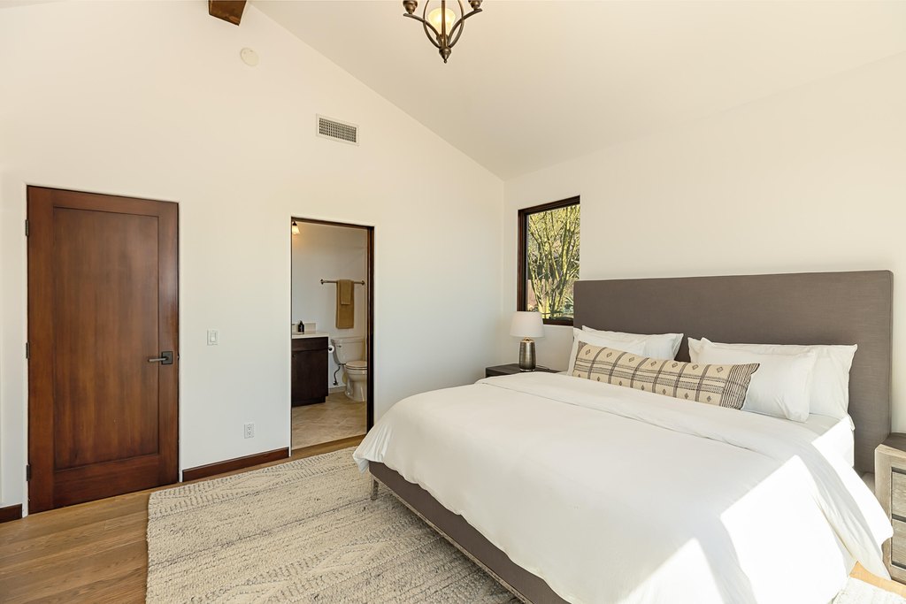 SANTA BARBARA, California, 93105, United States, 6 Bedrooms Bedrooms, ,6.5 BathroomsBathrooms,Residential,Forsale,1922146