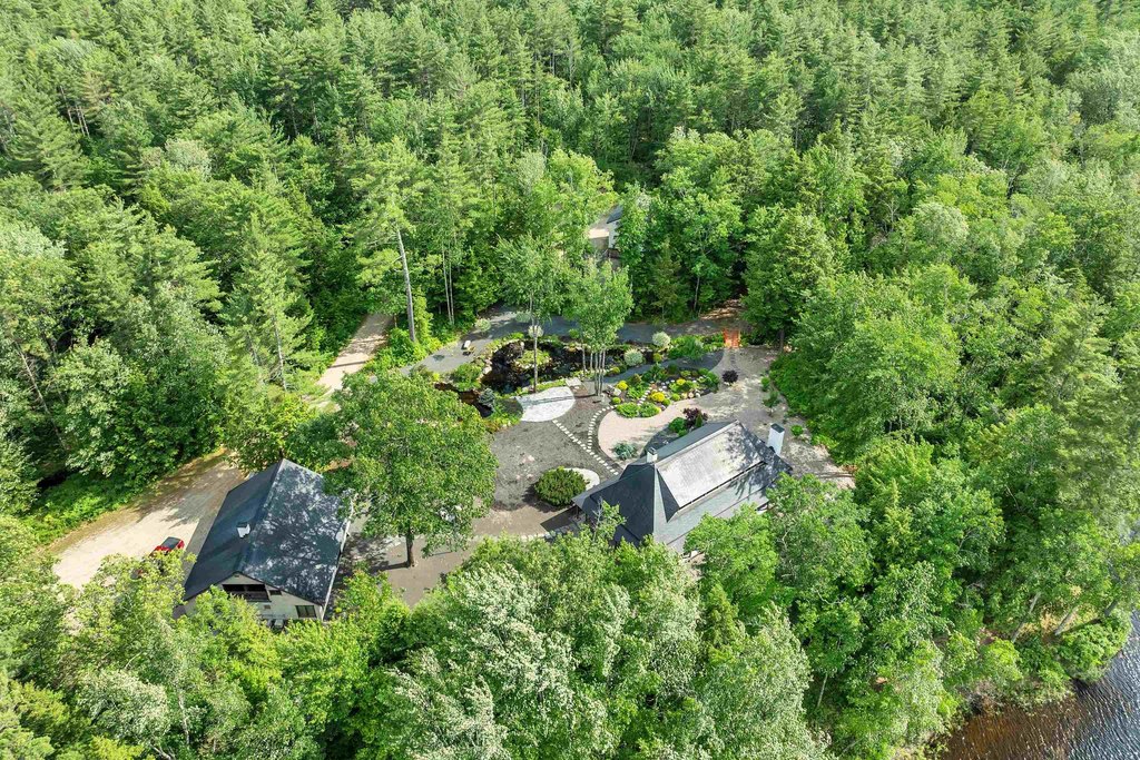 Effingham, New Hampshire, 03882, United States, 3 Bedrooms Bedrooms, ,4.5 BathroomsBathrooms,Residential,Forsale,1934003