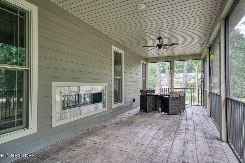 Crossville, Tennessee, 38558, United States, 3 Bedrooms Bedrooms, ,2.5 BathroomsBathrooms,Residential,Forsale,1907856