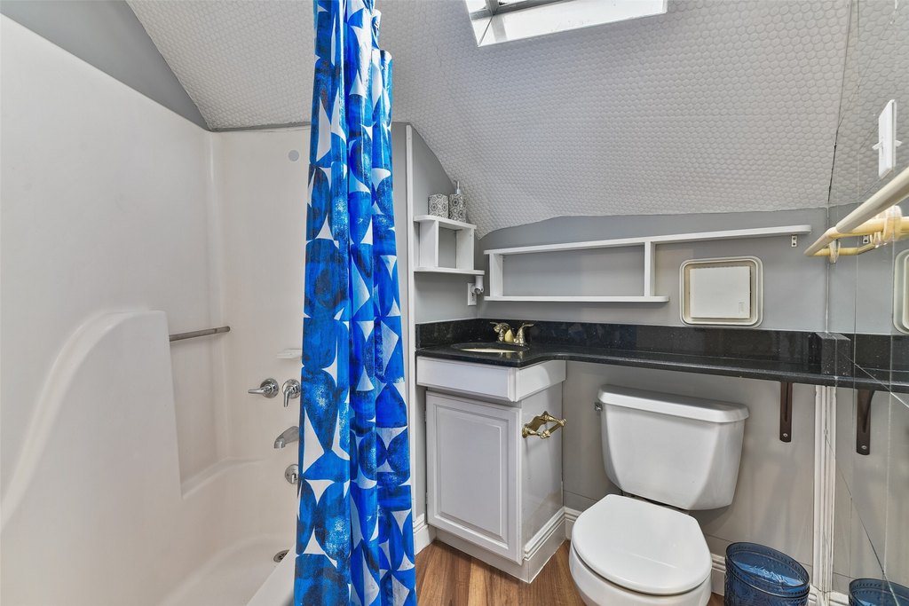 Galveston, Texas, 77554, United States, 3 Bedrooms Bedrooms, ,2.5 BathroomsBathrooms,Residential,Forsale,2008389