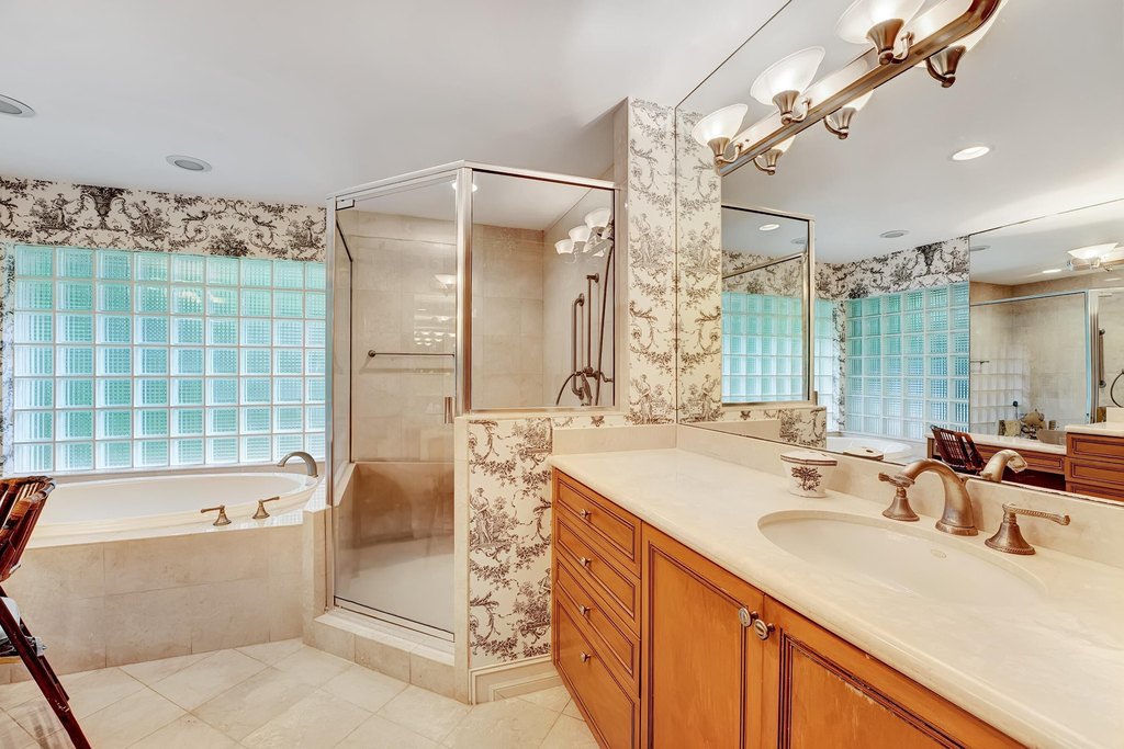 Delray Beach, Florida, 33445, United States, 3 Bedrooms Bedrooms, ,3.5 BathroomsBathrooms,Residential,Forsale,1886583