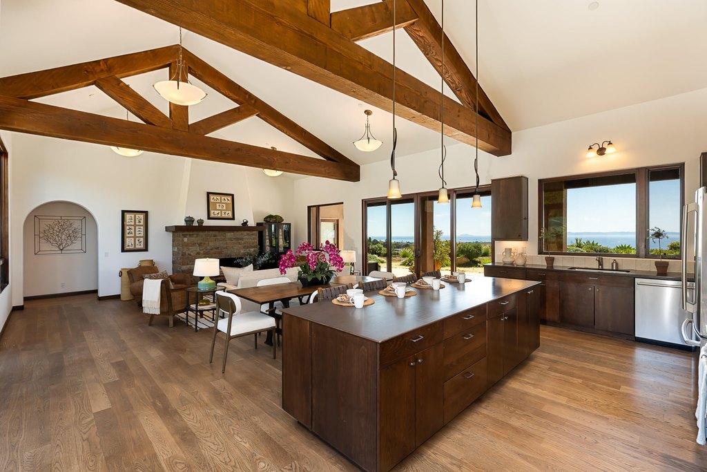 SANTA BARBARA, California, 93105, United States, 6 Bedrooms Bedrooms, ,6.5 BathroomsBathrooms,Residential,Forsale,1922146
