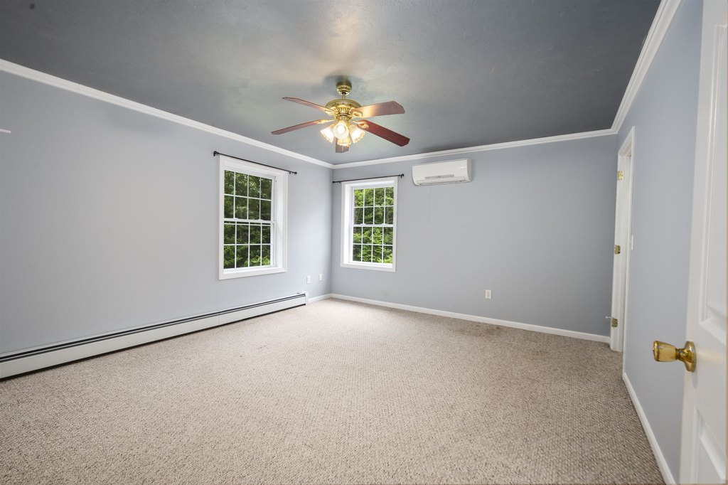 Laconia, New Hampshire, 03246, United States, 3 Bedrooms Bedrooms, ,2.5 BathroomsBathrooms,Residential,Forsale,1909954