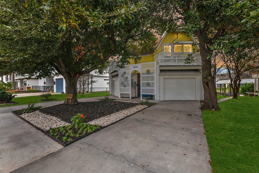 Galveston, Texas, 77554, United States, 3 Bedrooms Bedrooms, ,2.5 BathroomsBathrooms,Residential,Forsale,2008389