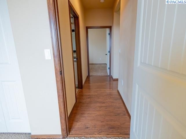 Richland, Washington, 99352, United States, 4 Bedrooms Bedrooms, ,3 BathroomsBathrooms,Residential,Forsale,1922433