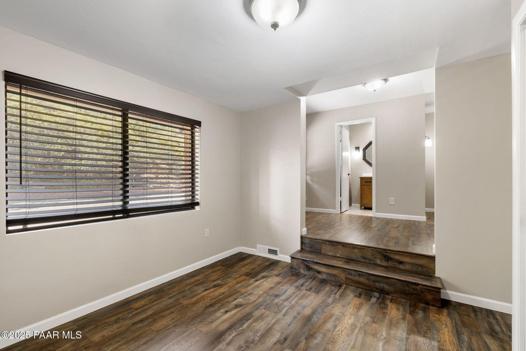 Prescott, Arizona, 86305, United States, 3 Bedrooms Bedrooms, ,3 BathroomsBathrooms,Residential,Forsale,1903163