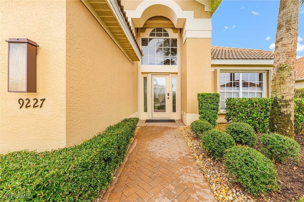 Fort Myers, Florida, 33913, United States, 3 Bedrooms Bedrooms, ,3 BathroomsBathrooms,Residential,Forsale,1995020