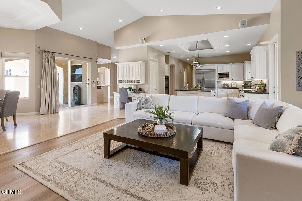 Camarillo, California, 93012, United States, 5 Bedrooms Bedrooms, ,4 BathroomsBathrooms,Residential,Forsale,2004527