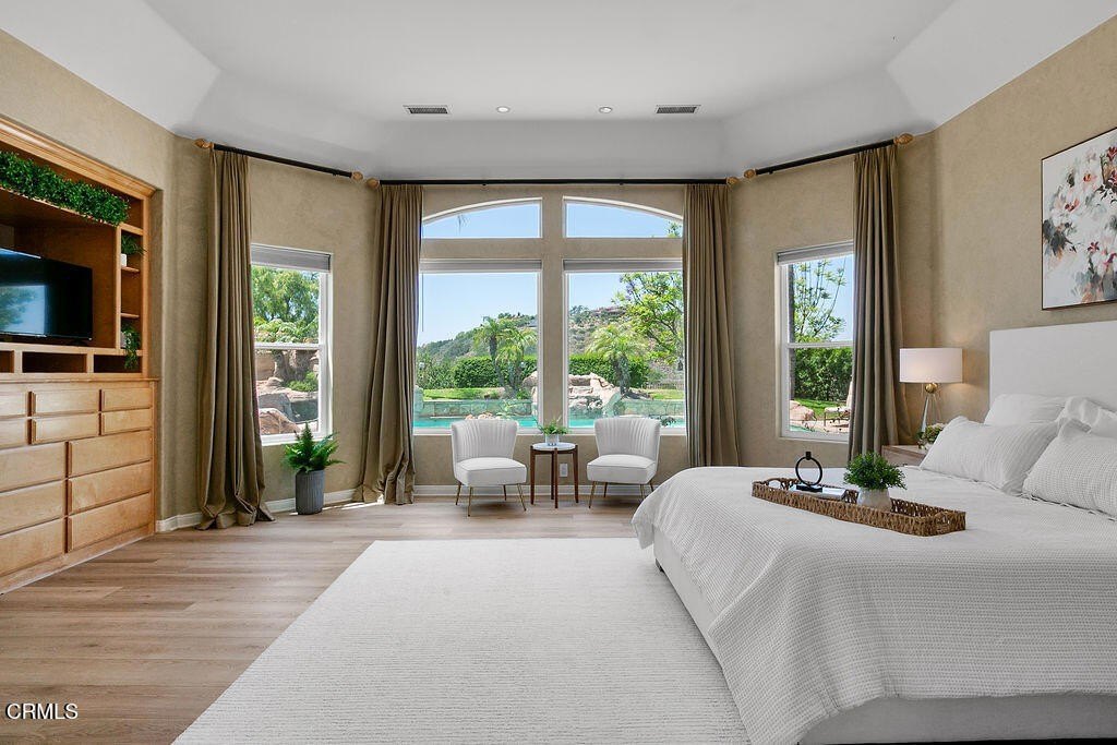 Camarillo, California, 93012, United States, 5 Bedrooms Bedrooms, ,4 BathroomsBathrooms,Residential,Forsale,2004527