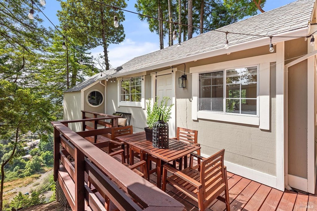 Guerneville, California, 95446, United States, 2 Bedrooms Bedrooms, ,1.5 BathroomsBathrooms,Residential,Forsale,1934061