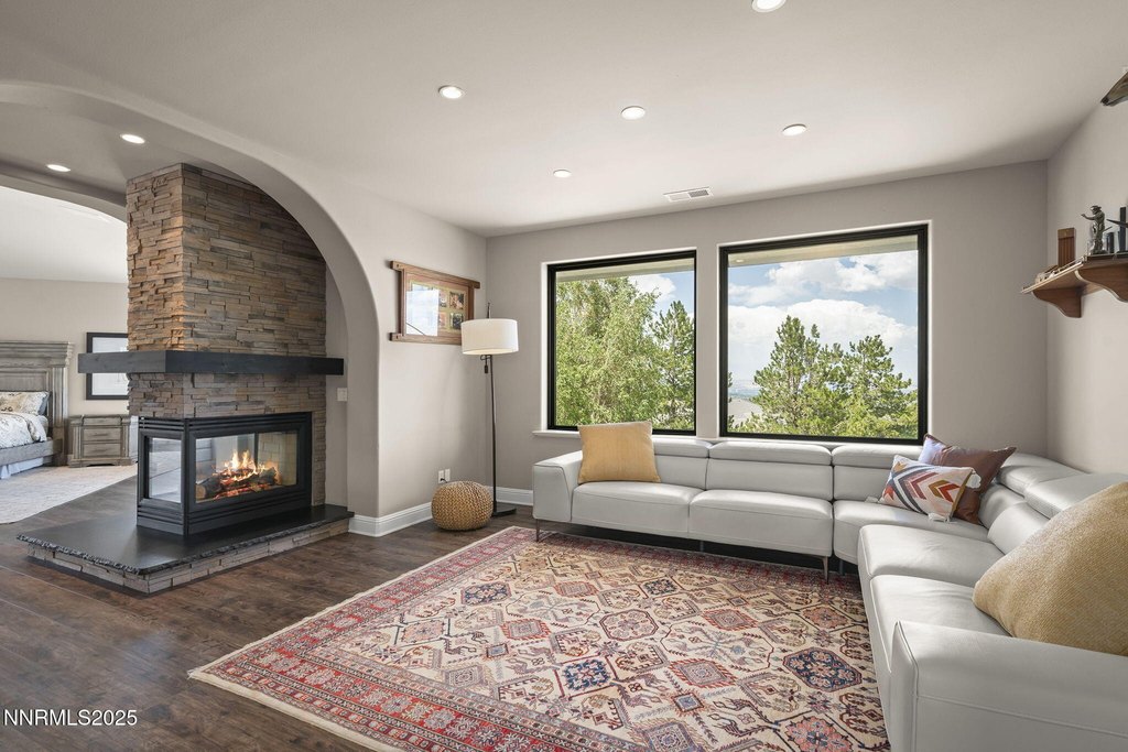 Reno, Nevada, 89511, United States, 4 Bedrooms Bedrooms, ,4 BathroomsBathrooms,Residential,Forsale,1888877