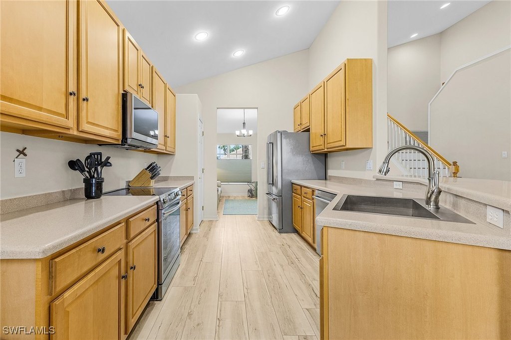 Fort Myers, Florida, 33913, United States, 3 Bedrooms Bedrooms, ,3 BathroomsBathrooms,Residential,Forsale,1995020