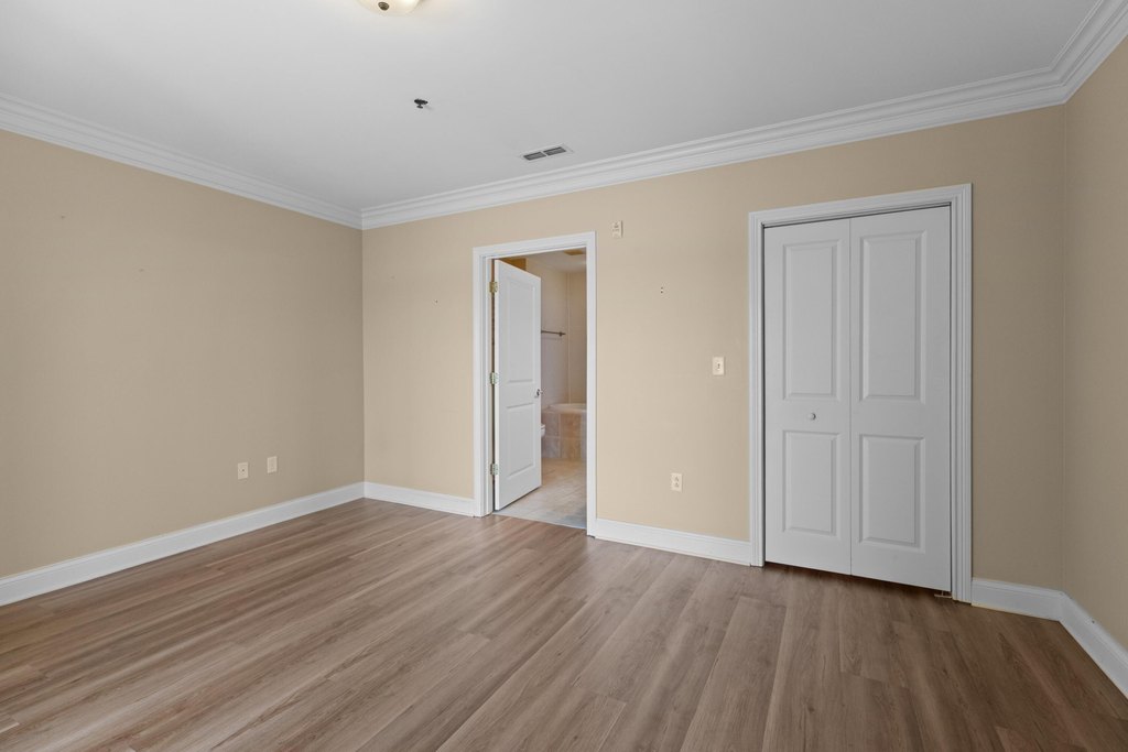Dandridge, Tennessee, 37725, United States, 2 Bedrooms Bedrooms, ,2 BathroomsBathrooms,Residential,Forsale,1894821