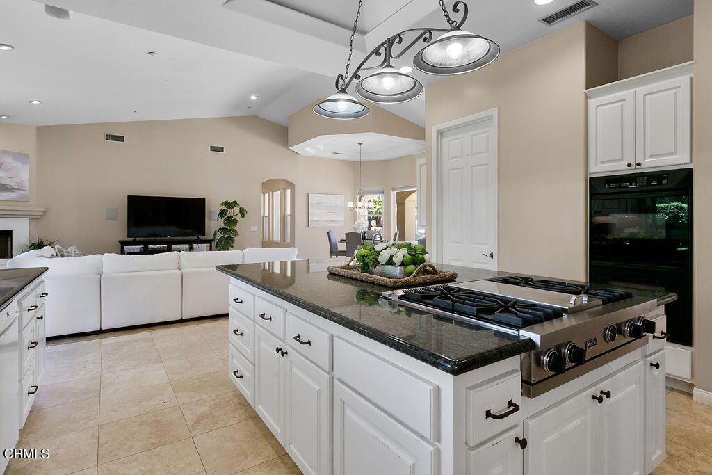 Camarillo, California, 93012, United States, 5 Bedrooms Bedrooms, ,4 BathroomsBathrooms,Residential,Forsale,2004527