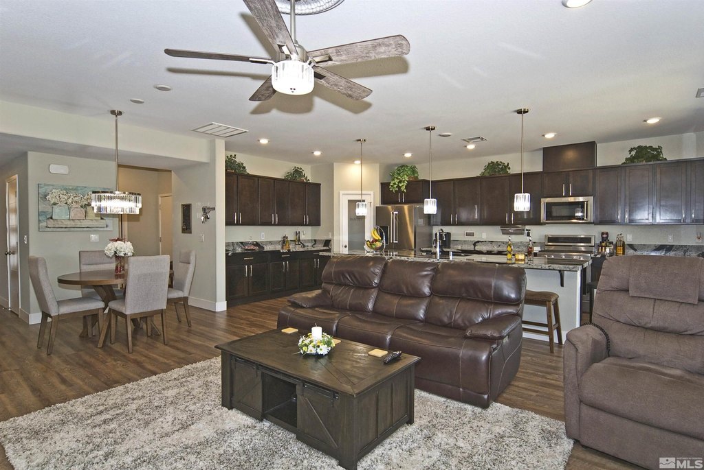 Sparks, Nevada, 89441, United States, 4 Bedrooms Bedrooms, ,3.5 BathroomsBathrooms,Residential,Forsale,1910309