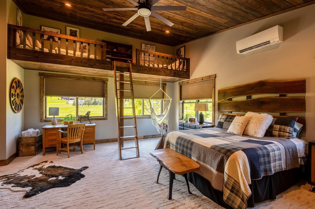 Sturgis, South Dakota, 57785, United States, 5 Bedrooms Bedrooms, ,3.5 BathroomsBathrooms,Residential,Forsale,1945957