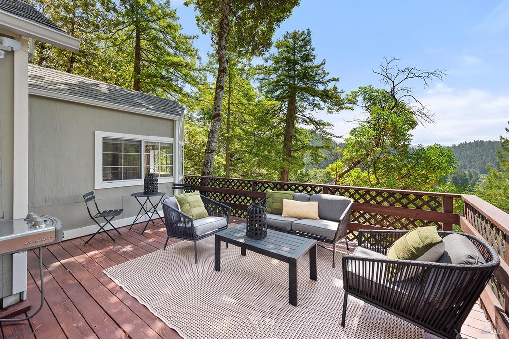 Guerneville, California, 95446, United States, 2 Bedrooms Bedrooms, ,1.5 BathroomsBathrooms,Residential,Forsale,1934061
