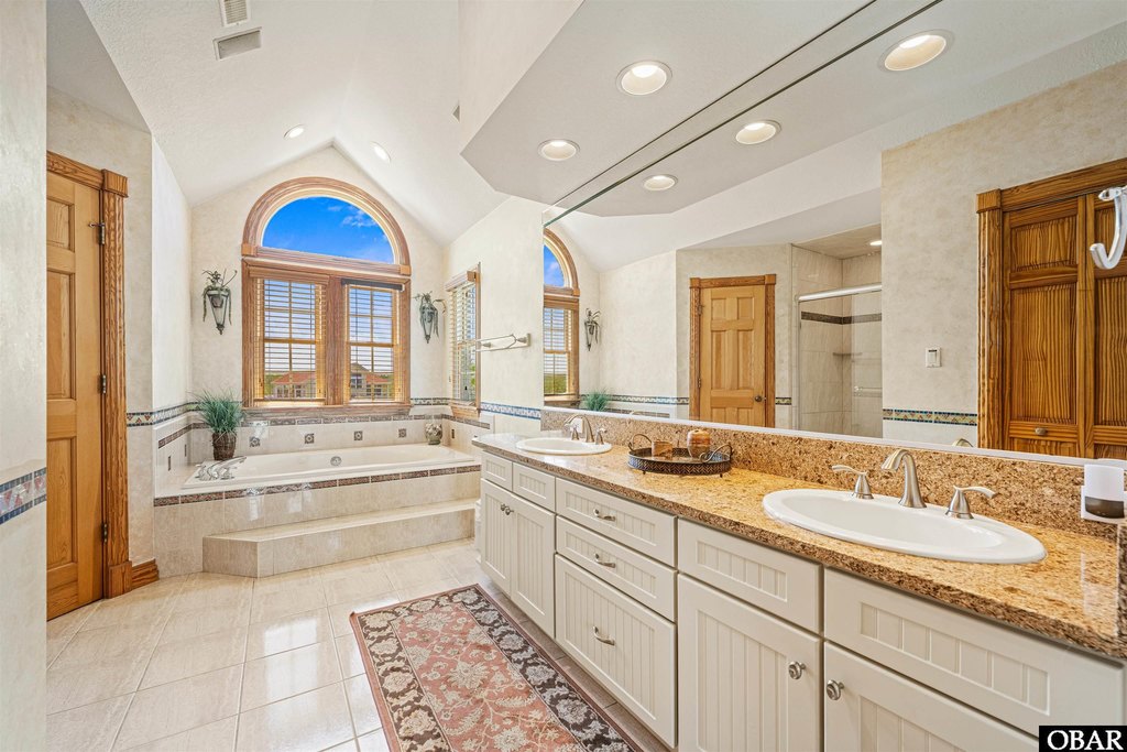 Corolla, North Carolina, 27927, United States, 6 Bedrooms Bedrooms, ,5.5 BathroomsBathrooms,Residential,Forsale,2008045