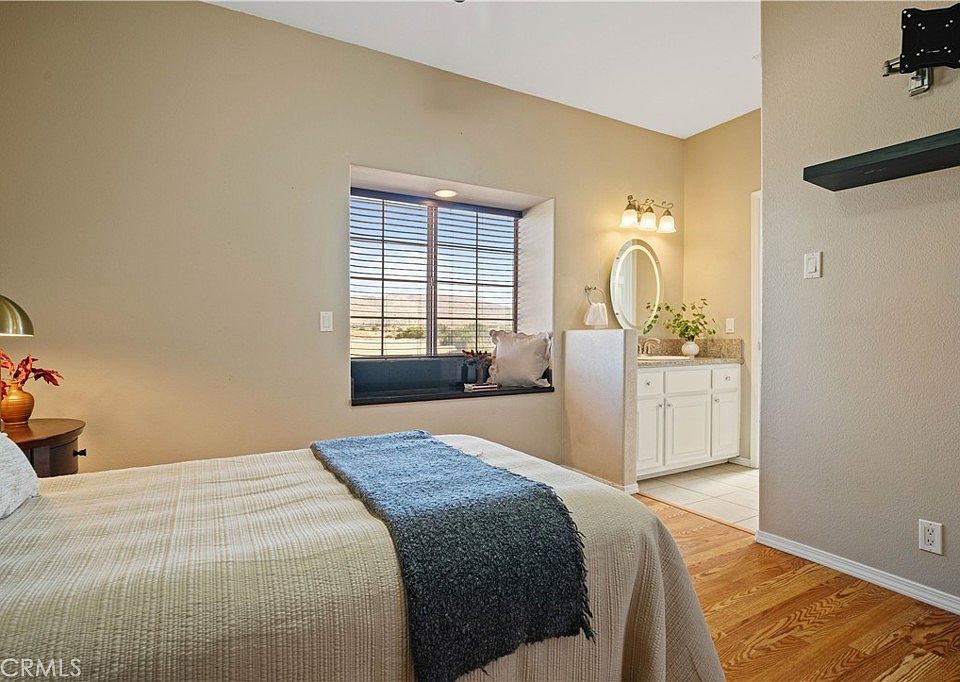 Palmdale, California, 93550, United States, 3 Bedrooms Bedrooms, ,3 BathroomsBathrooms,Residential,Forsale,1941424