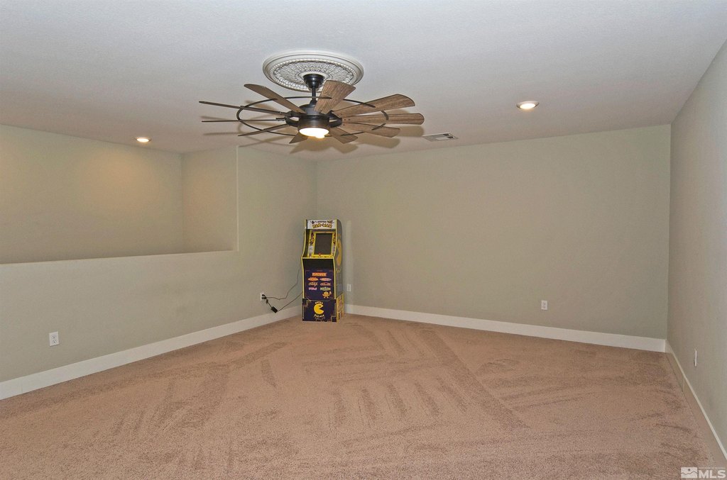 Sparks, Nevada, 89441, United States, 4 Bedrooms Bedrooms, ,3.5 BathroomsBathrooms,Residential,Forsale,1910309