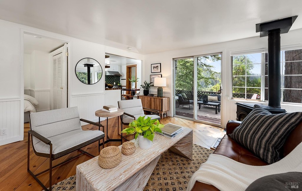 Guerneville, California, 95446, United States, 2 Bedrooms Bedrooms, ,1.5 BathroomsBathrooms,Residential,Forsale,1934061