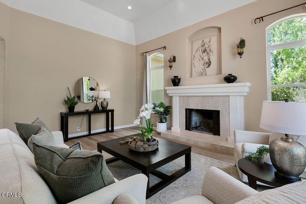 Camarillo, California, 93012, United States, 5 Bedrooms Bedrooms, ,4 BathroomsBathrooms,Residential,Forsale,2004527