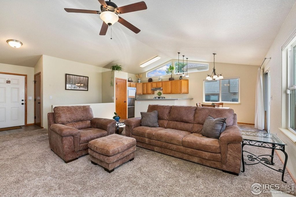 Loveland, Colorado, 80538, United States, 3 Bedrooms Bedrooms, ,2 BathroomsBathrooms,Residential,Forsale,1903113