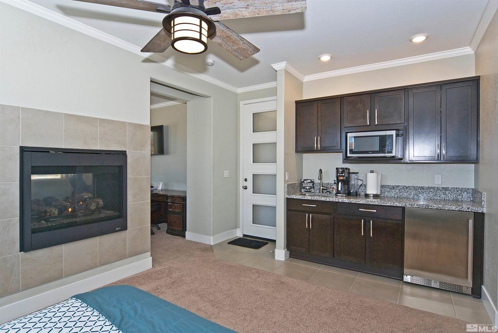 Sparks, Nevada, 89441, United States, 4 Bedrooms Bedrooms, ,3.5 BathroomsBathrooms,Residential,Forsale,1910309