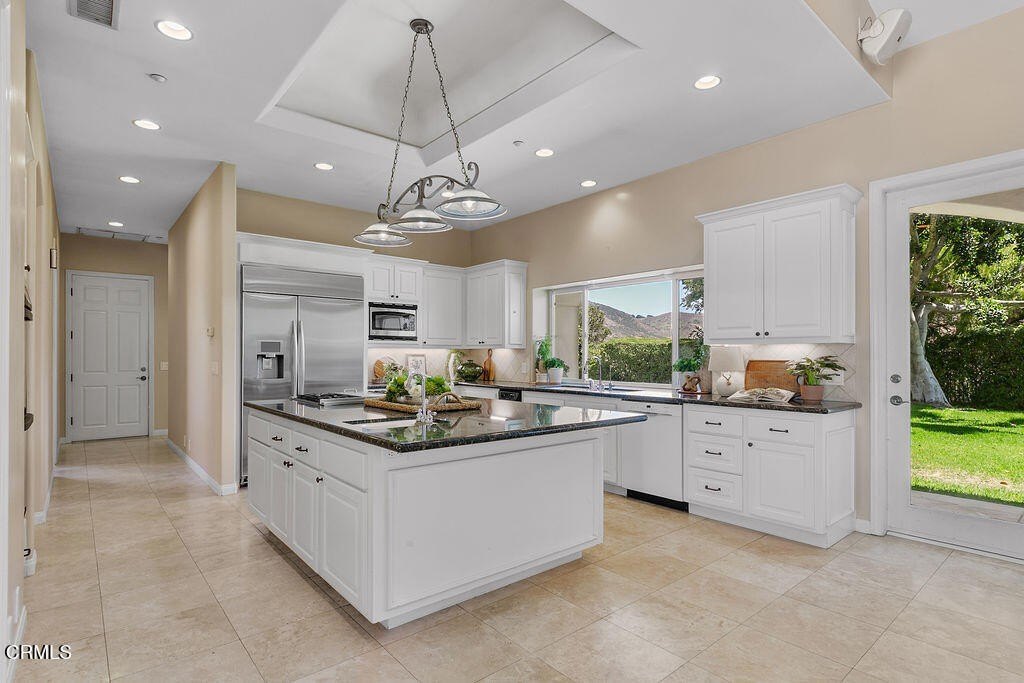 Camarillo, California, 93012, United States, 5 Bedrooms Bedrooms, ,4 BathroomsBathrooms,Residential,Forsale,2004527