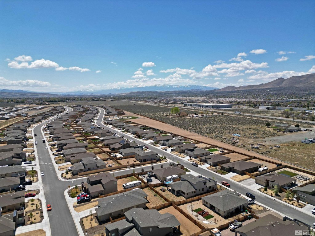 Sparks, Nevada, 89441, United States, 4 Bedrooms Bedrooms, ,3.5 BathroomsBathrooms,Residential,Forsale,1910309