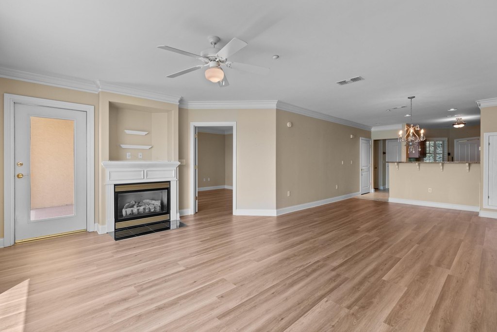 Dandridge, Tennessee, 37725, United States, 2 Bedrooms Bedrooms, ,2 BathroomsBathrooms,Residential,Forsale,1894821