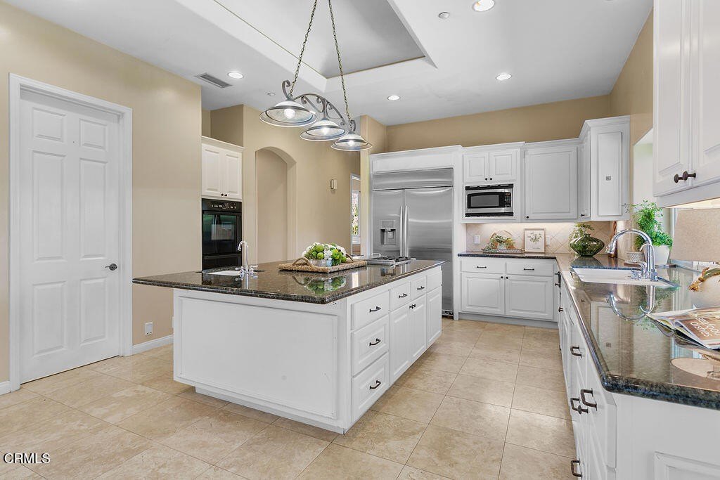 Camarillo, California, 93012, United States, 5 Bedrooms Bedrooms, ,4 BathroomsBathrooms,Residential,Forsale,2004527