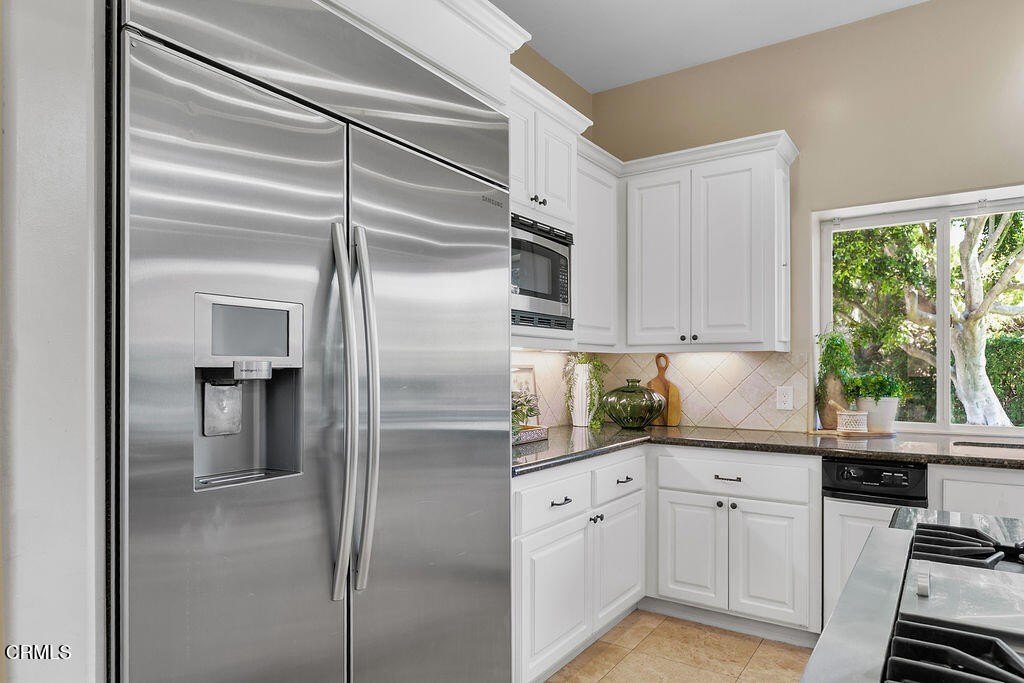 Camarillo, California, 93012, United States, 5 Bedrooms Bedrooms, ,4 BathroomsBathrooms,Residential,Forsale,2004527