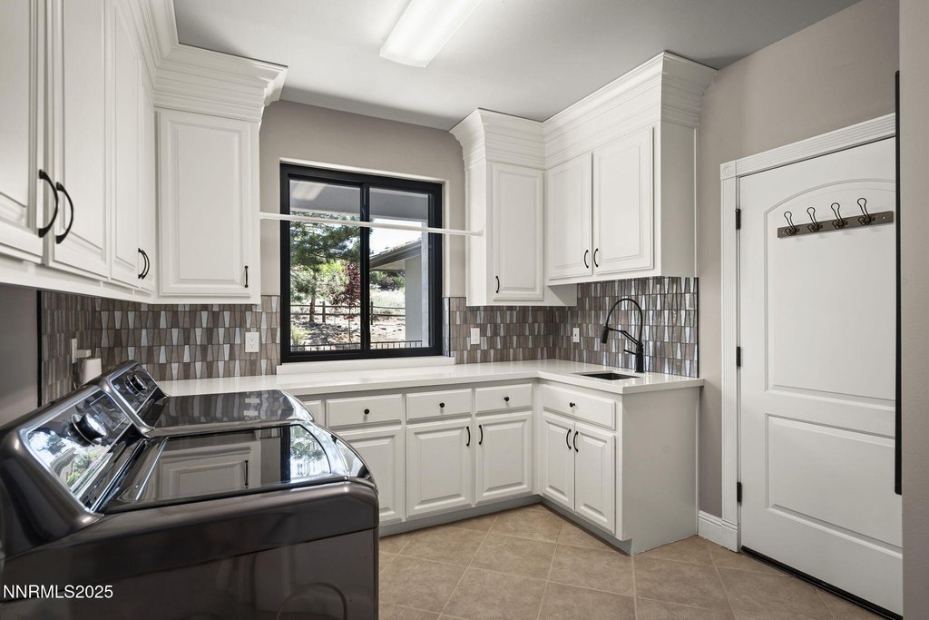 Reno, Nevada, 89511, United States, 4 Bedrooms Bedrooms, ,4 BathroomsBathrooms,Residential,Forsale,1888877