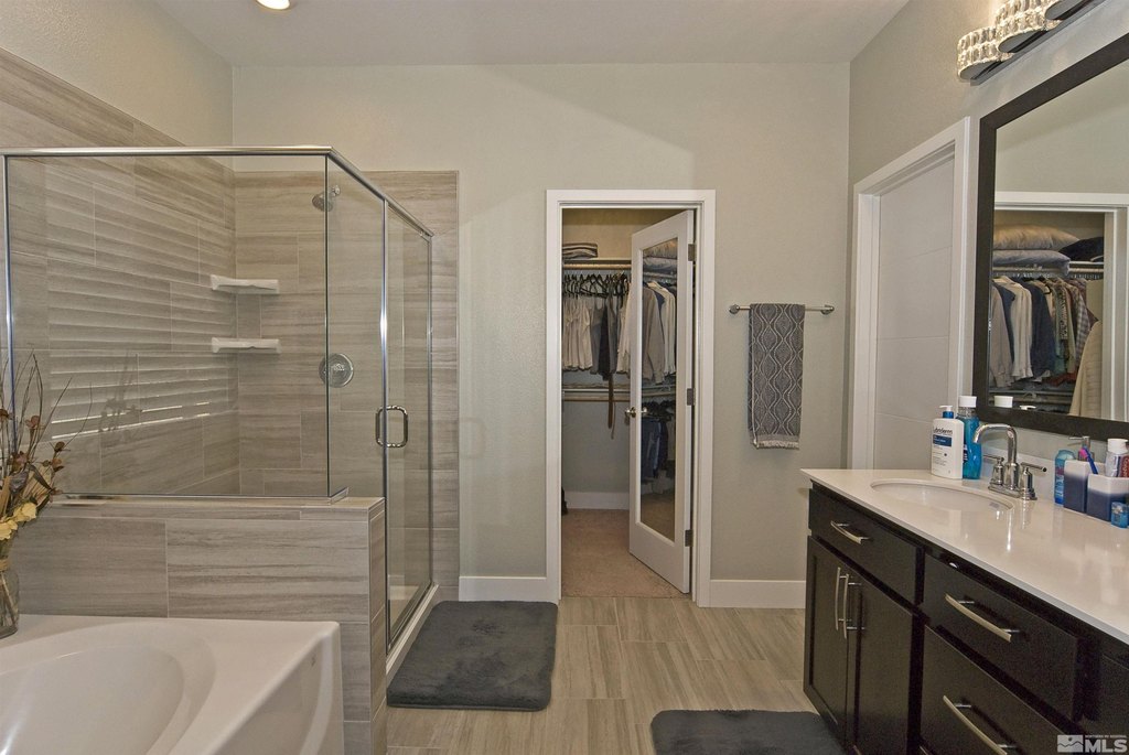 Sparks, Nevada, 89441, United States, 4 Bedrooms Bedrooms, ,3.5 BathroomsBathrooms,Residential,Forsale,1910309
