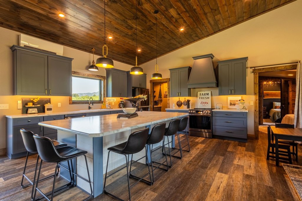 Sturgis, South Dakota, 57785, United States, 5 Bedrooms Bedrooms, ,3.5 BathroomsBathrooms,Residential,Forsale,1945957