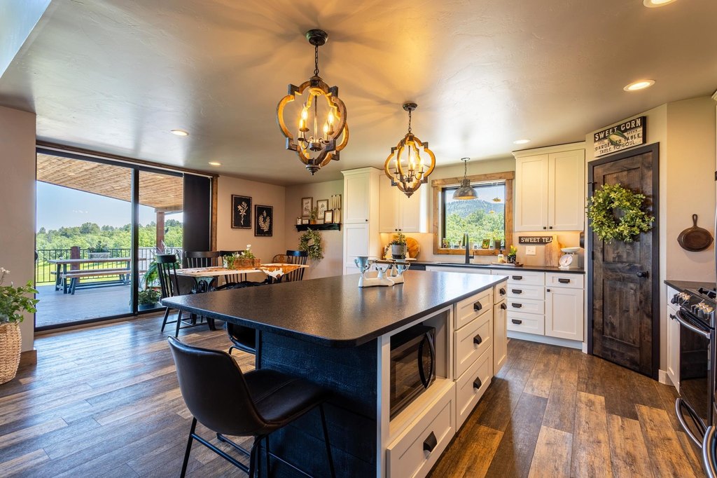 Sturgis, South Dakota, 57785, United States, 5 Bedrooms Bedrooms, ,3.5 BathroomsBathrooms,Residential,Forsale,1945957