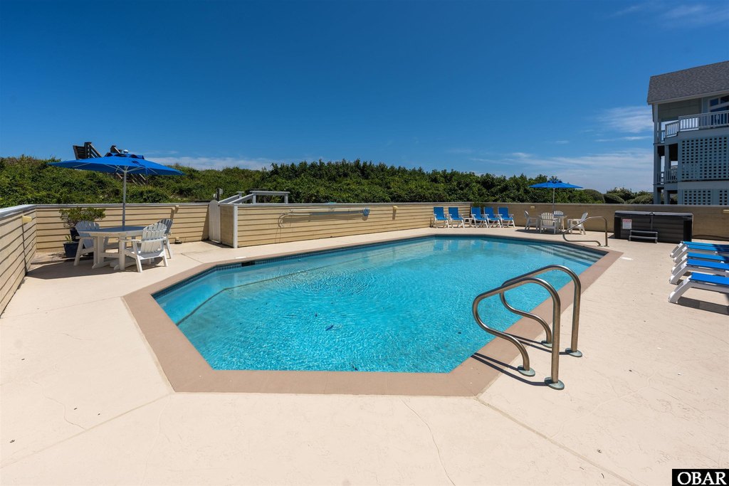 Corolla, North Carolina, 27927, United States, 6 Bedrooms Bedrooms, ,5.5 BathroomsBathrooms,Residential,Forsale,2008045