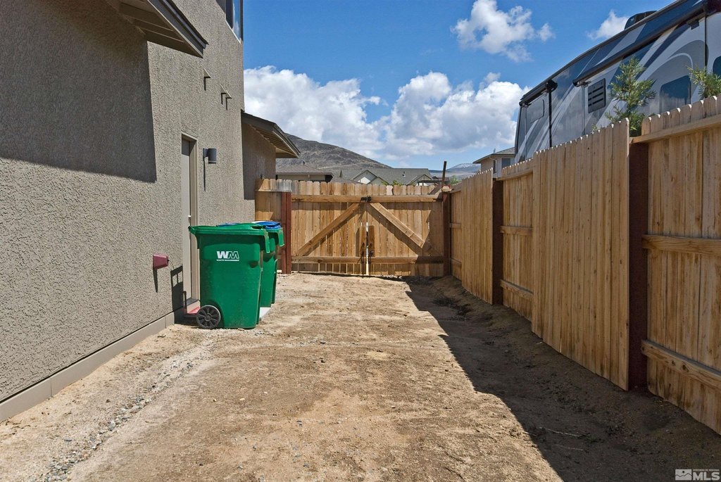 Sparks, Nevada, 89441, United States, 4 Bedrooms Bedrooms, ,3.5 BathroomsBathrooms,Residential,Forsale,1910309