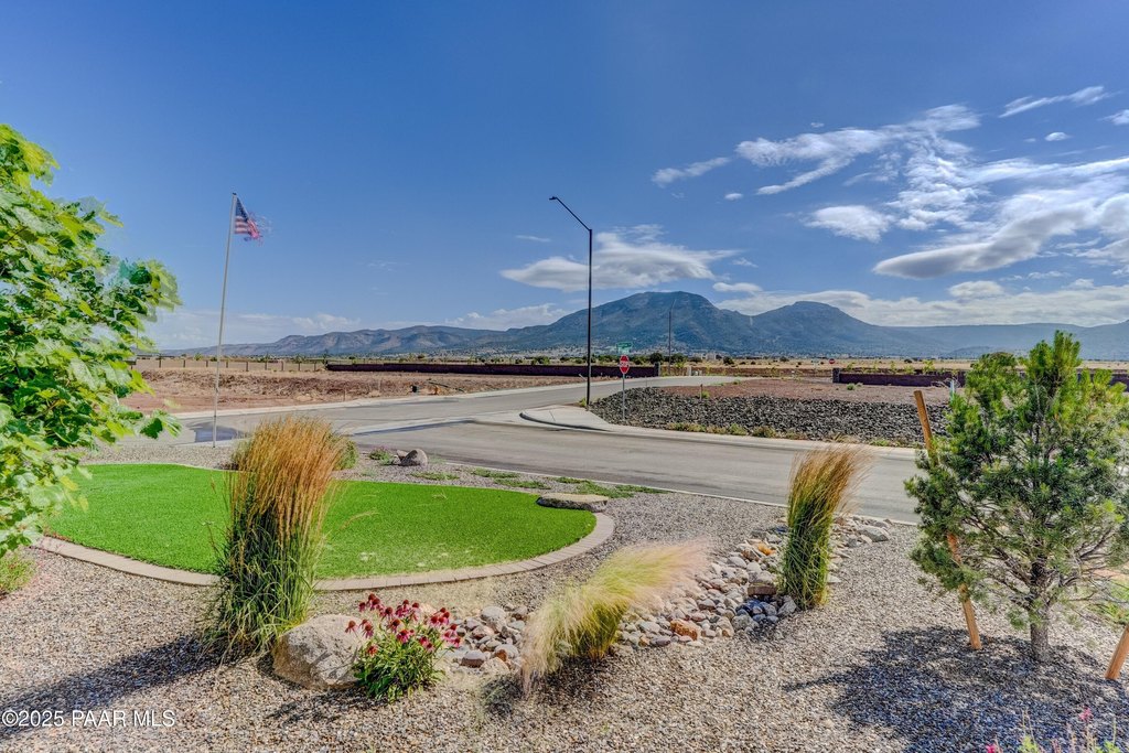 Prescott Valley, Arizona, 86315, United States, 3 Bedrooms Bedrooms, ,2 BathroomsBathrooms,Residential,Forsale,1903154
