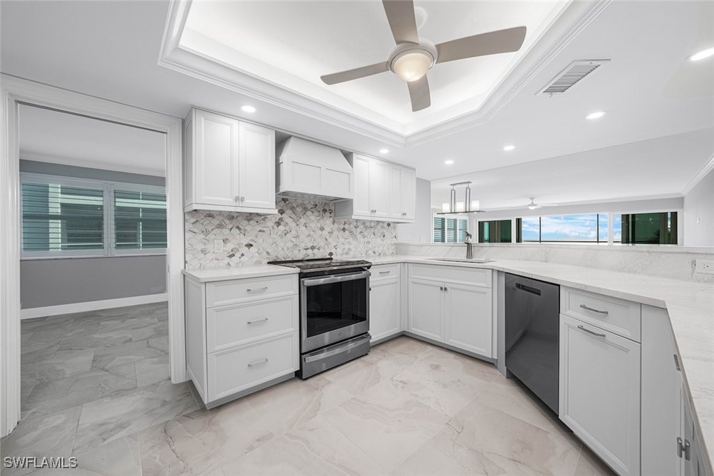 Sanibel, Florida, 33957, United States, 3 Bedrooms Bedrooms, ,2 BathroomsBathrooms,Residential,Forsale,1886354