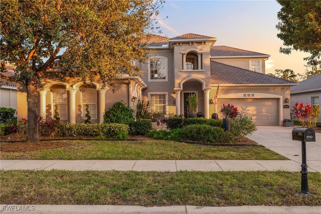 Fort Myers, Florida, 33905, United States, 5 Bedrooms Bedrooms, ,4.5 BathroomsBathrooms,Residential,Forsale,1971916