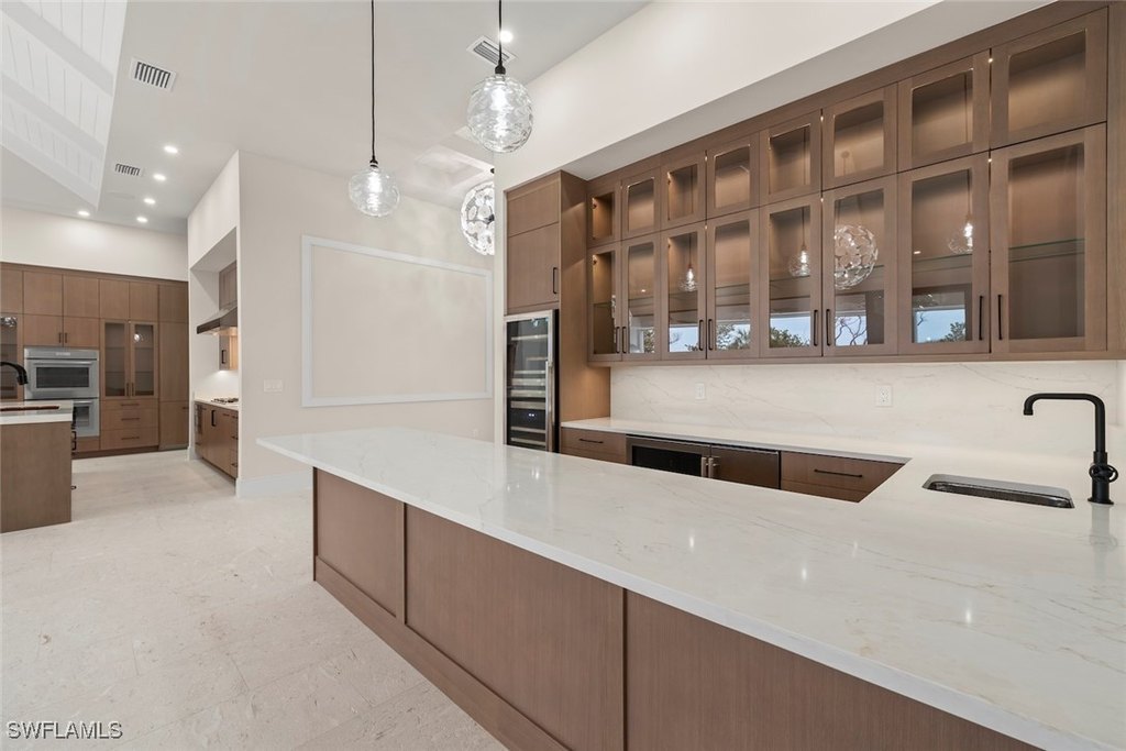 Sanibel, Florida, 33957, United States, 4 Bedrooms Bedrooms, ,4.5 BathroomsBathrooms,Residential,Forsale,1886382