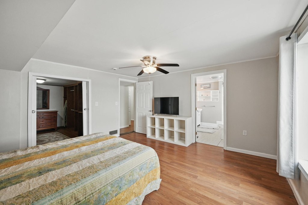 Monmouth, Maine, 04259, United States, 4 Bedrooms Bedrooms, ,3 BathroomsBathrooms,Residential,Forsale,1900059